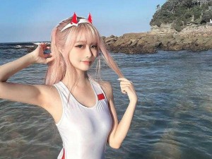 装扮少女海滩 BBQ 时尚套装，打造夏日海滩风情